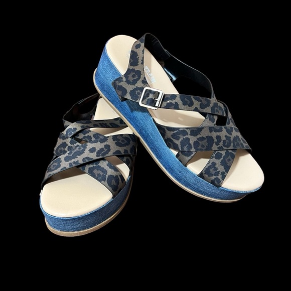 Crazy Train Wild Denim Wedges Strappy Sandal Leo/Denim Sz 9 Animal Print - Picture 1 of 9